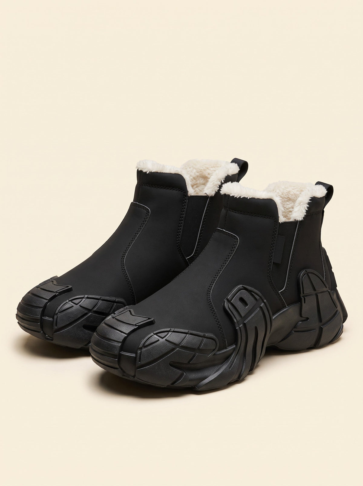 Fleece Lined Winter Boots – Black – packshot