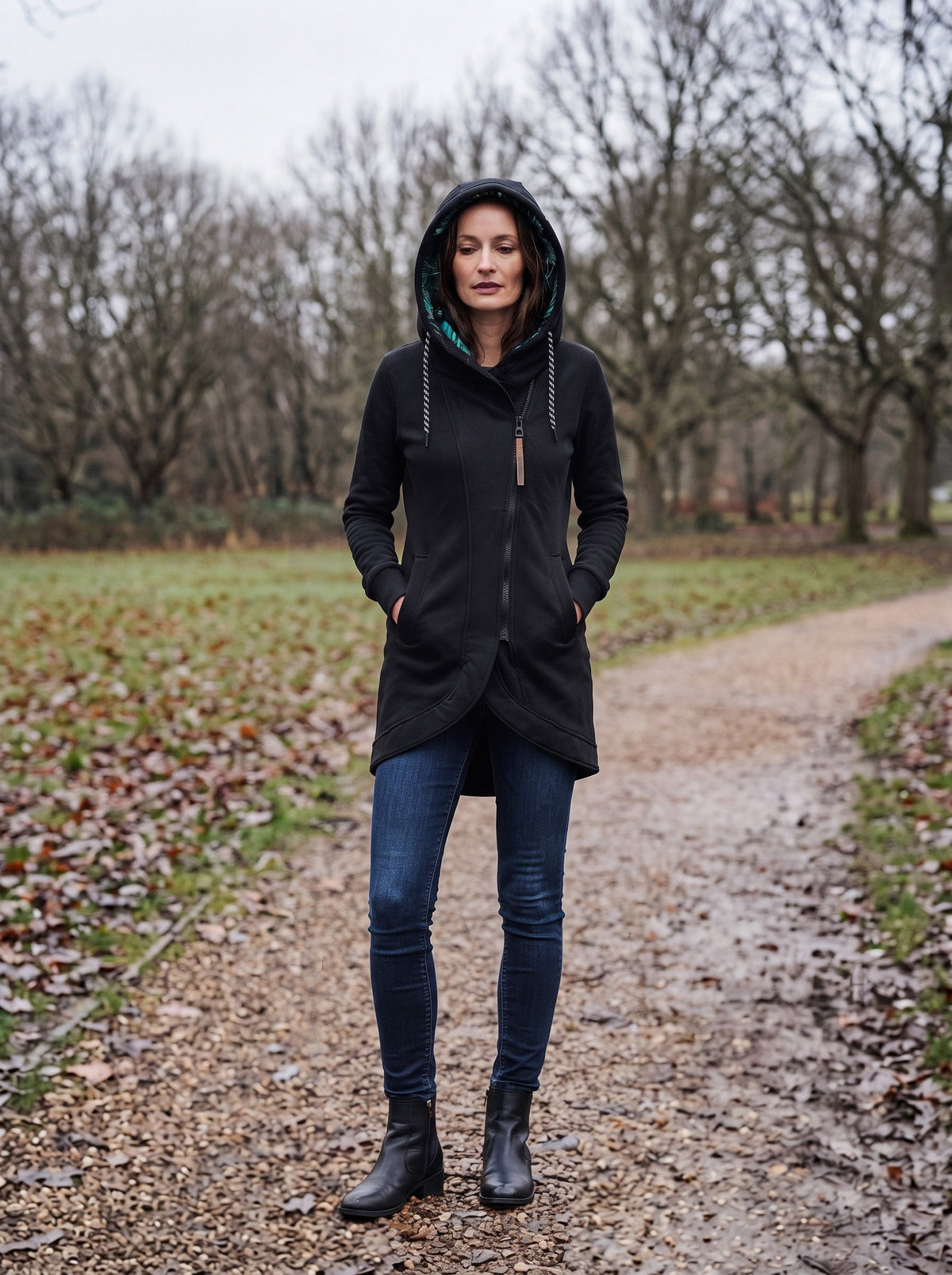 Women's Hooded Longline Zip-Up Jacket – Black – lifestyle park