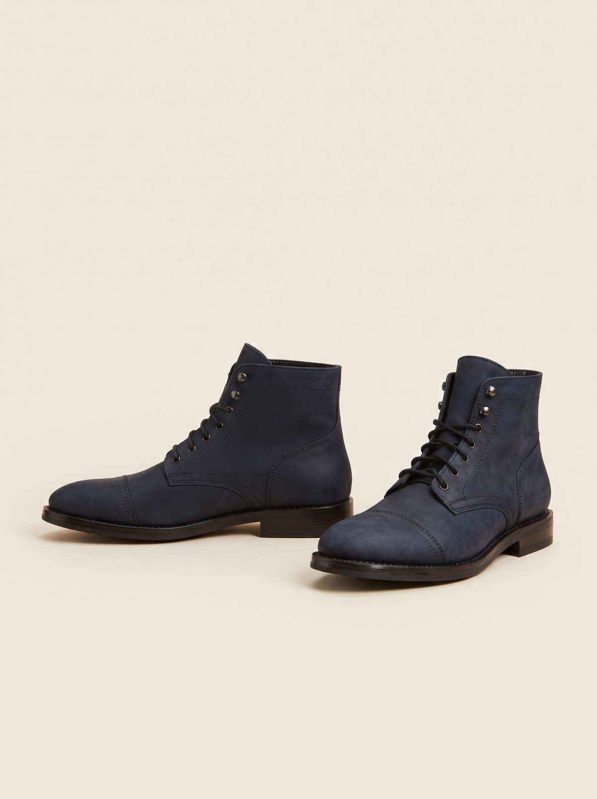 Cap-Toe Lace-Up Boots – Dark Navy – product view