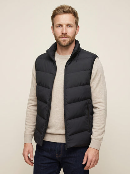 Men's Padded Gilet – Black – on model