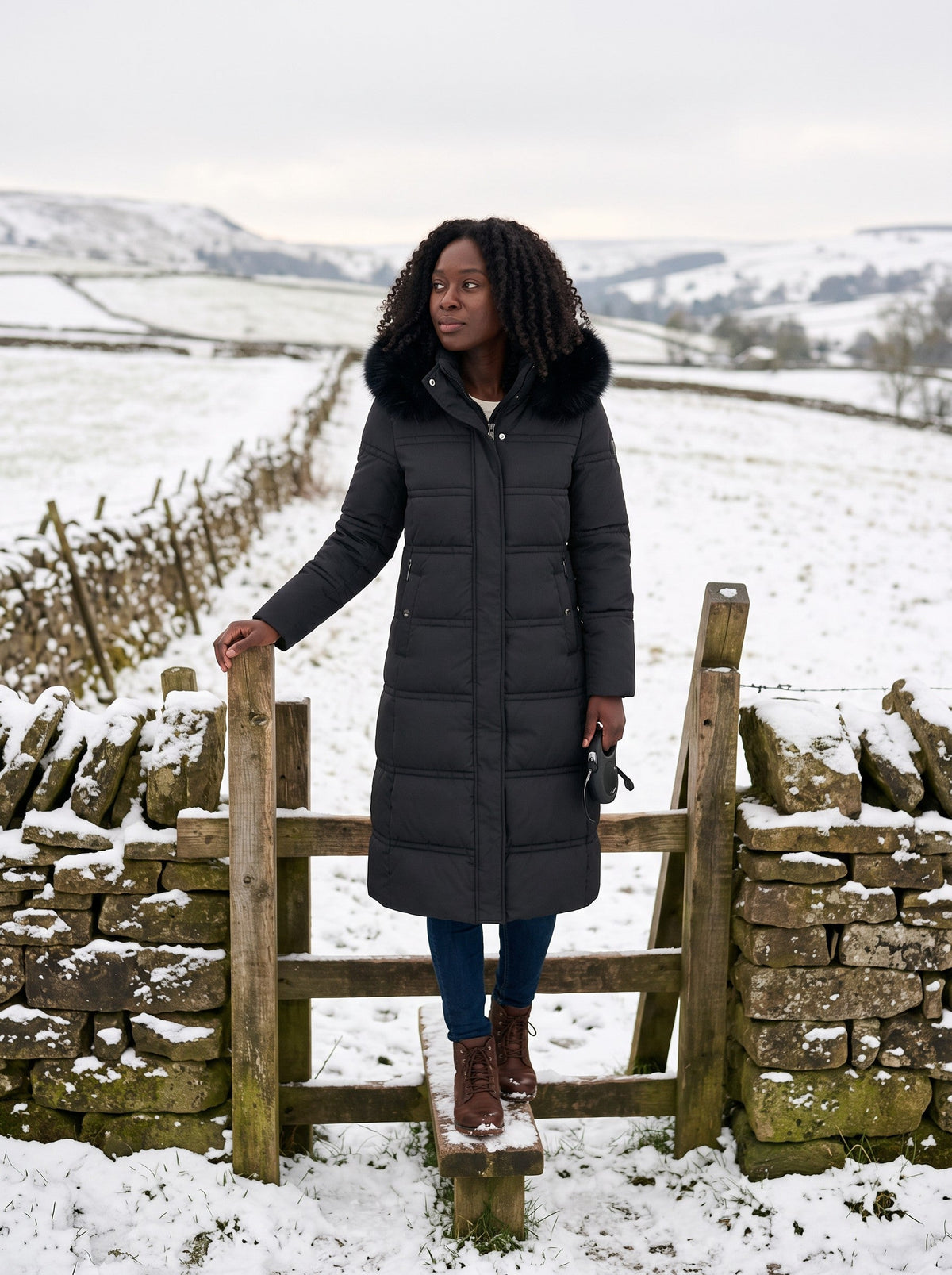 Women's Hooded Parka Jacket – Black – snowy countryside walk