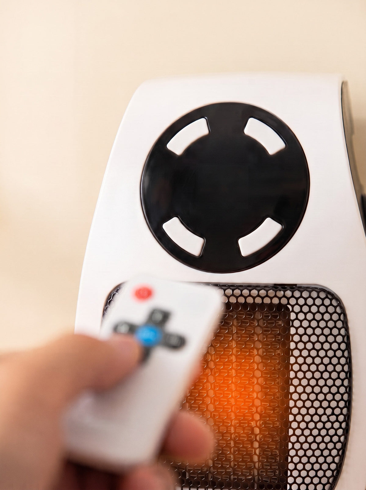 Plug In Heater 500 W – White – control panel and remote control