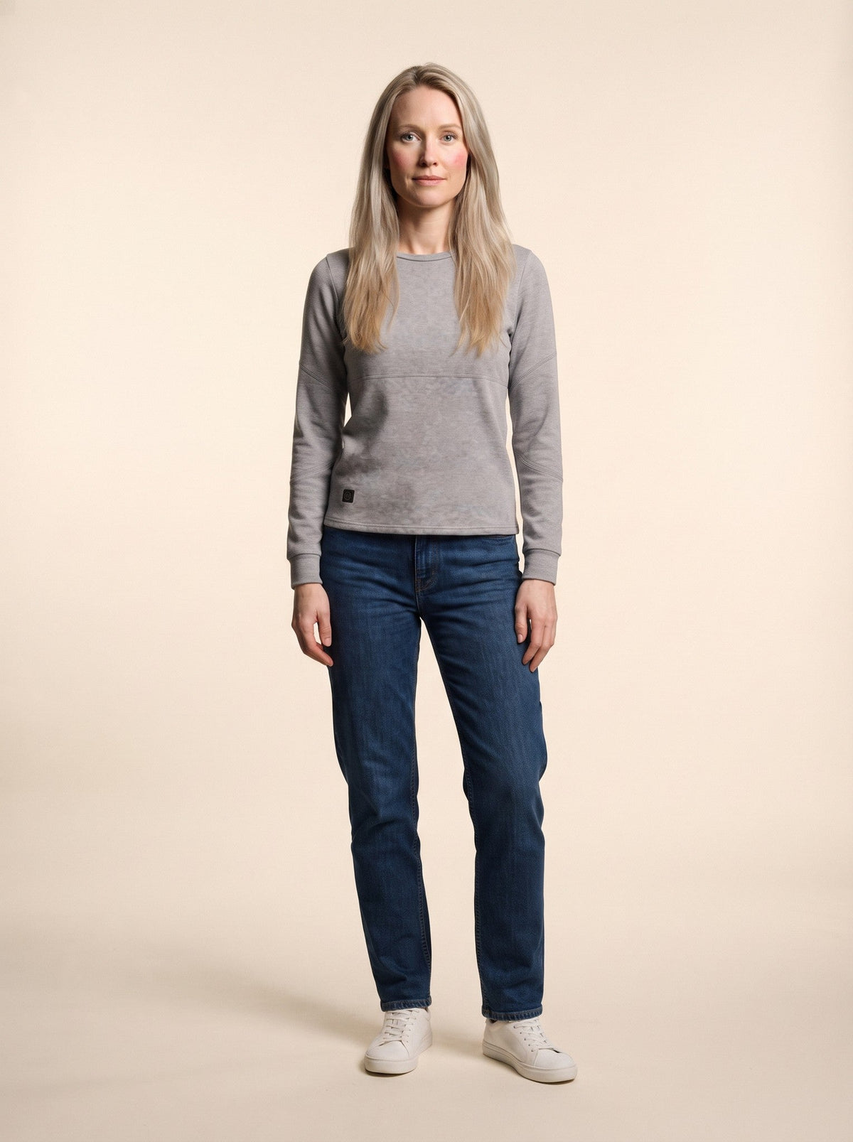 Heated Thermal Top – Grey – on model