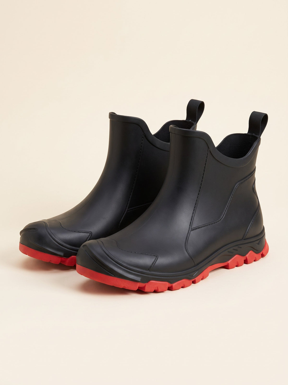 Short Wellington Boots – Black/Red – packshot