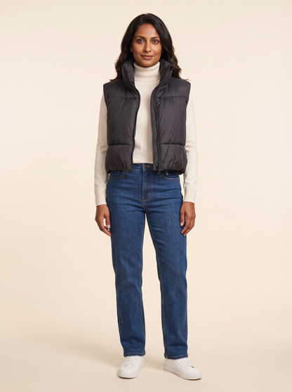 Cropped Puffer Gilet – Black – on model