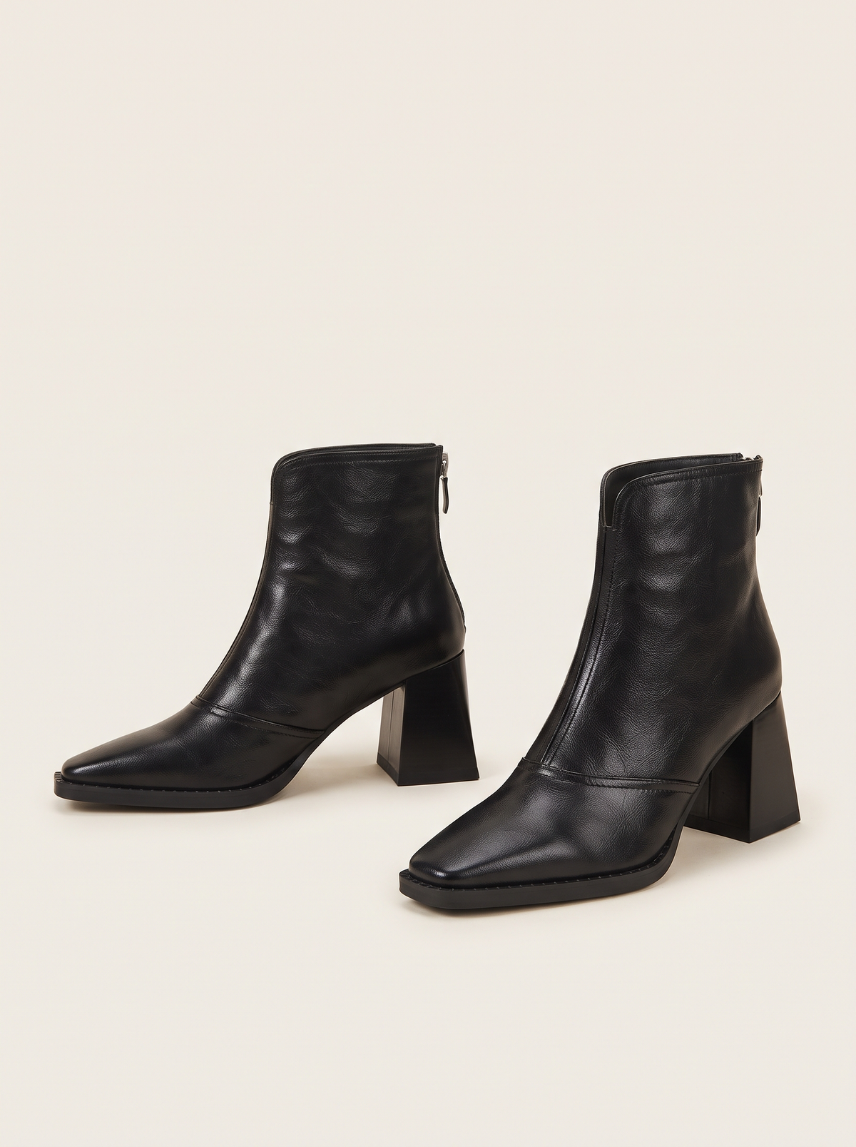 Pointed-Toe Block Heel Ankle Boots – Black – product view